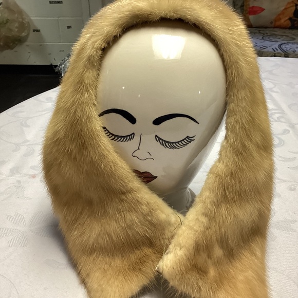 BLONDE MINK COLLAR. VINTAGE - Picture 3 of 8
